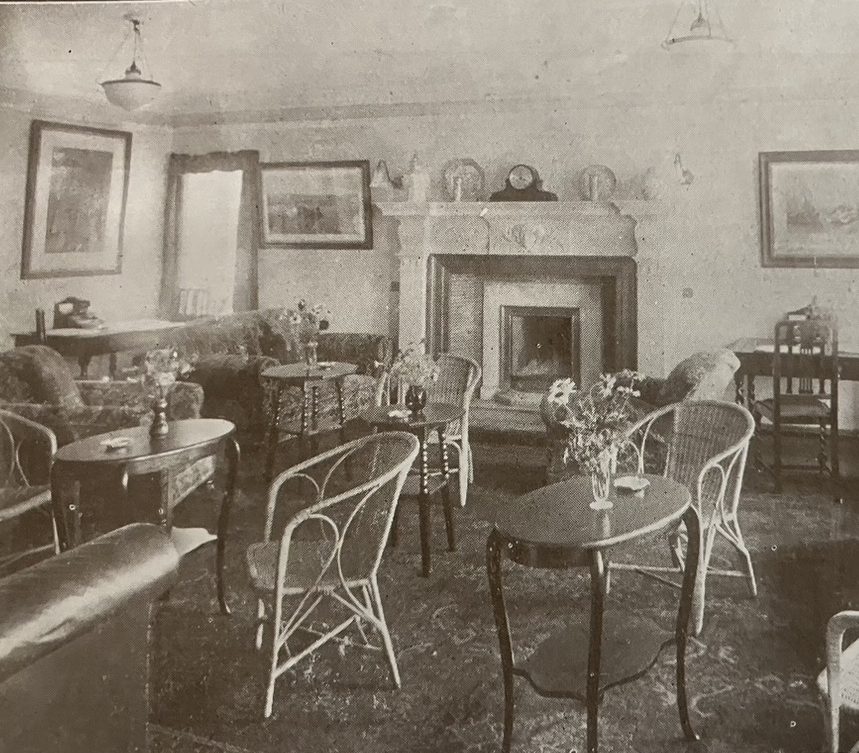 Blakeney Hotel smoking lounge